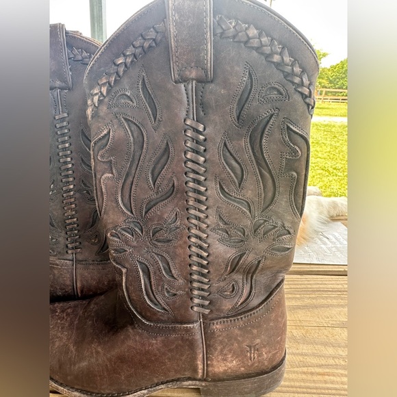 Frye Dark Brown Wyatt Overlay Western Boots size 7.5. - Picture 3 of 8